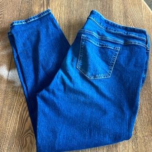 Perfect boyfriend ankle jeans 💜